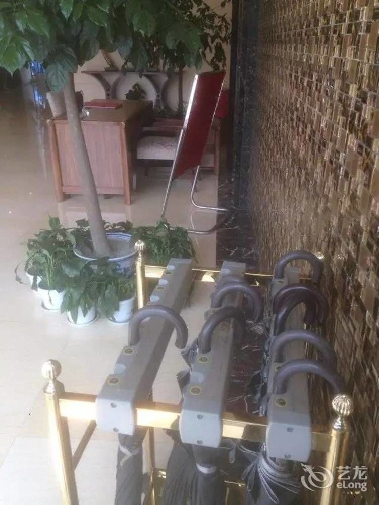 Chengdu Xiang Yu Hotel Exterior photo